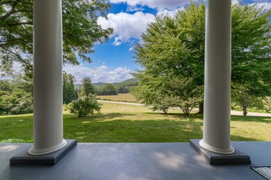Views of House Mnt