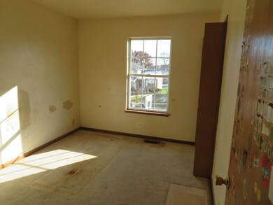 2772 W Atlantic Ave, Waukegan, IL 60085 - photo 2