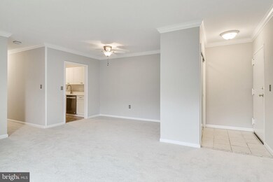 10725 West Dr, Fairfax, VA 22030 - photo 2