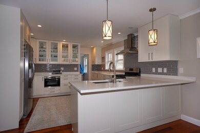 13 Thomas St unit 13, Belmont, MA 02478 - photo 2