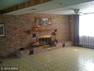 12412 Parker Ln, Clinton, MD 20735 - photo 2