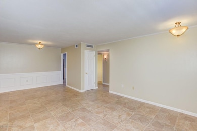 10896 W Santa fe Dr, Sun City, AZ 85351 - photo 7