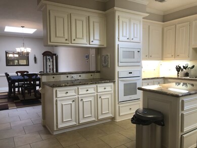 7207 W Hearthstone Green Dr, Houston, TX 77095 - photo 6