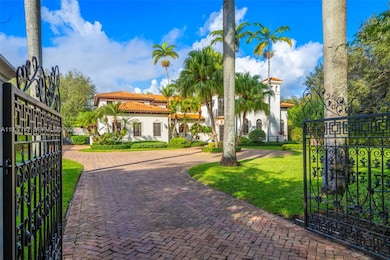 8800 SW 57th Ave, Pinecrest, FL 33156 - photo 2