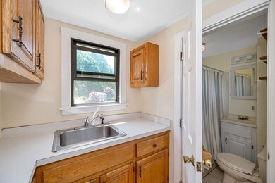 101 Nahant St, Wakefield, MA 01880 - photo 6