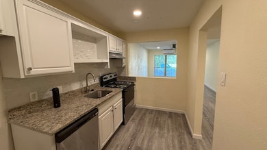 5065 Ridglea Ln unit 1009, Fort Worth, TX 76116 - photo 2