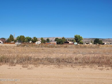 245 W La Jolla Ln, Paulden, AZ 86334 - photo 7