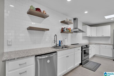 1824 Mohawk Dr, Alabaster, AL 35007 - photo 3