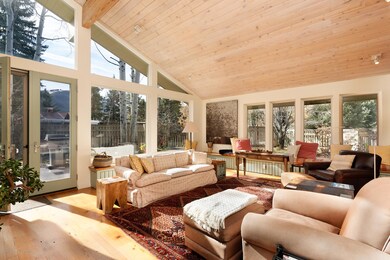 1220MtnViewDr_CREST022
