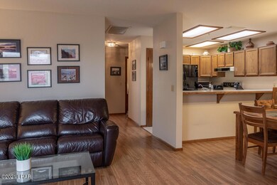 MICHELLE-1712DuelDr-3