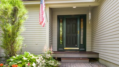 15 Clover Ln, New London, NH 03257 - photo 2