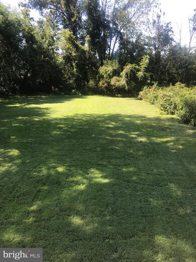 2120 Saint Lukes Ln, Gwynn Oak, MD 21207 - photo 4