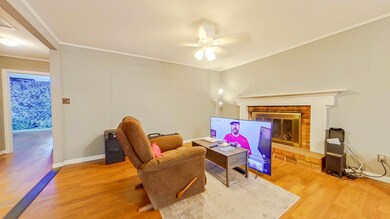 21-Living Room - Yes (1)
