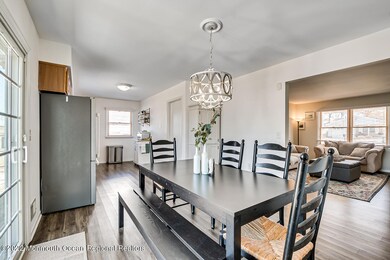 10 Ivy Pl Howell Township NJ-large-008-0