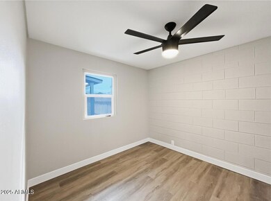 513 E Hatcher Rd unit 7, Phoenix, AZ 85020 - photo 7