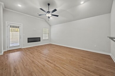 340 W Smith St, West Fork, AR 72774 - photo 4