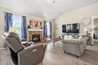 4324 S 202nd East Ave, Broken Arrow, OK 74014 - photo 7