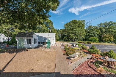 107 Curran Rd, Cumberland, RI 02864 - photo 5