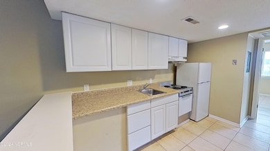 07-4750 Seahawk Square