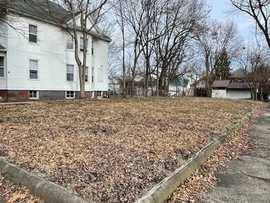 714 S 8th St, Terre Haute, IN 47807 - photo 2