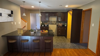 947 E 169th St, South Holland, IL 60473 - photo 7