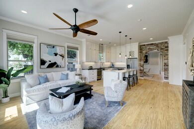 1008 Northwood St, Houston, TX 77009 - photo 3