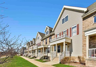 80 S Gardens Way, Fitchburg, WI 53711 - photo 2