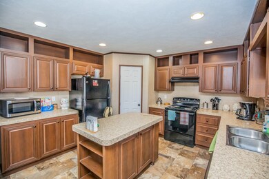 142 Woodway Dr, Magnolia, TX 77355 - photo 6