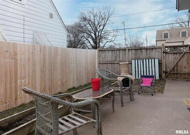 1008 E 29th St, Davenport, IA 52803 - photo 6