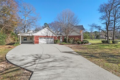 2202 Pebble Lake Dr, Magnolia, TX 77354 - photo 4