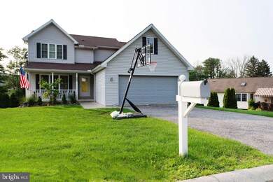 302 Elm Ln, Orwigsburg, PA 17961 - photo 5