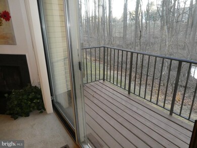 10456 Parthenon Ct unit A, Bethesda, MD 20817 - photo 4