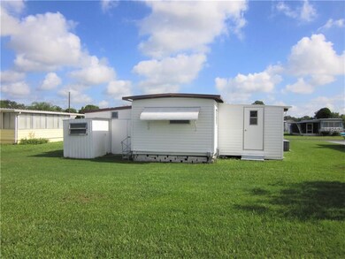 37250 Eileen Ave, Zephyrhills, FL 33542 - photo 7