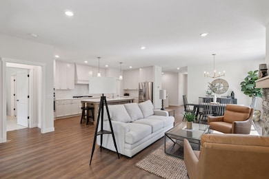 1423 Kasilof Ct, River Falls, WI 54022 - photo 6