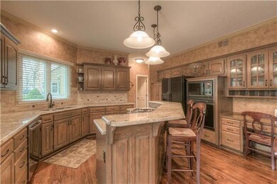 13705 W 76th Cir, Shawnee, KS 66216 - photo 4