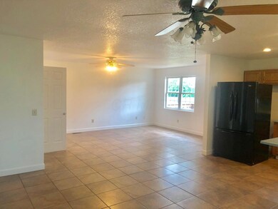 559 Edgewater Beach Blvd, Thornville, OH 43076 - photo 7