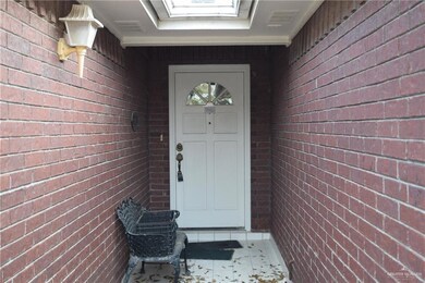 323 Rebecca Dr, Alamo, TX 78516 - photo 3