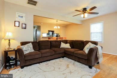 14451 Saint Germain Dr, Centreville, VA 20121 - photo 6