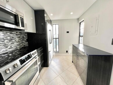 17 Royal Palm Way unit 503, Boca Raton, FL 33432 - photo 4