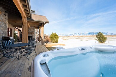 Views of 18th Fairway and Bridger Mountains