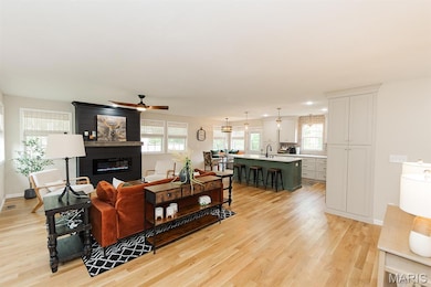 300 E 11th St, Salem, MO 65560 - photo 2