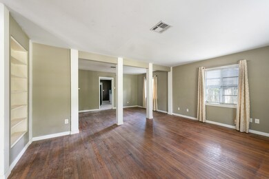 4239 Apollo St, Houston, TX 77018 - photo 4