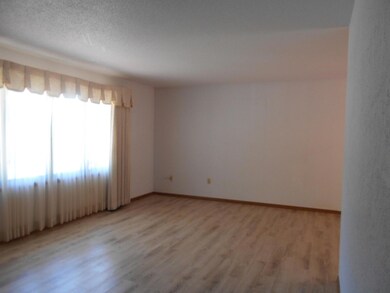 Living Room<|><|>