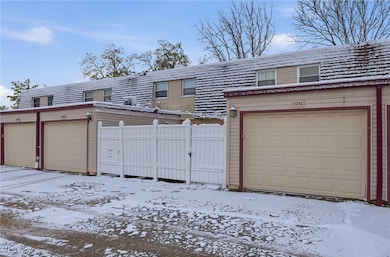 4242 Bennington Blvd, Brunswick, OH 44212 - photo 3