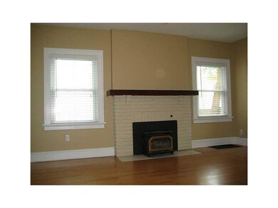 Living Room-L1.