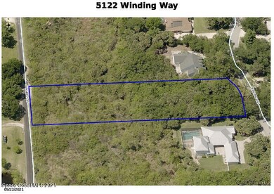 5122 Winding Way