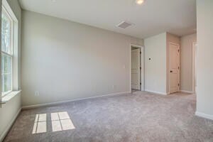 565 Spanish Wells Rd, Summerville, SC 29486 - photo 5