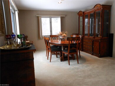 SPACIOUS FORMAL DINING ROOM! OPEN TO GREAT ROOM!