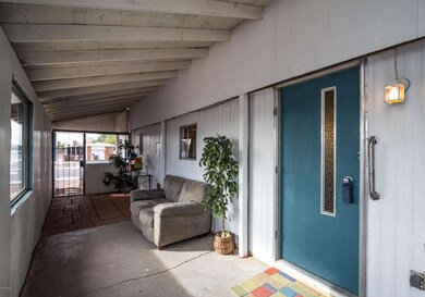 Arizona Room - Front