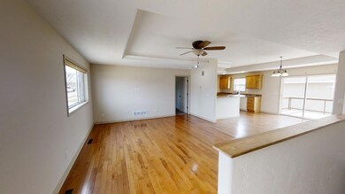 Living Room<|><|>